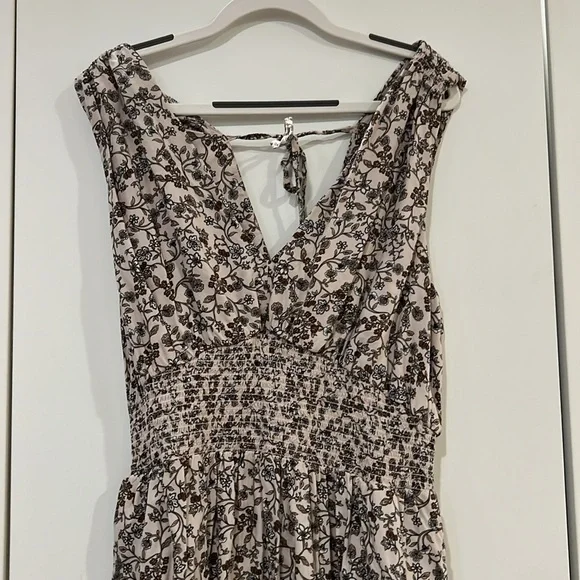 Old Navy Floral Midi Dress - Cream and Brown - Picture 9 of 11